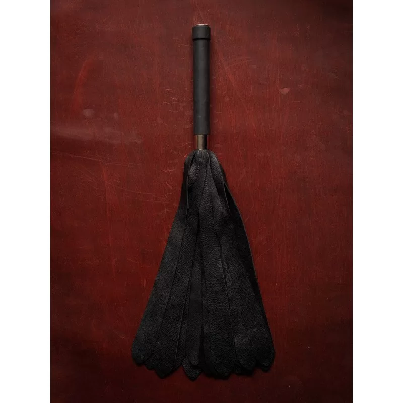 The Fist, Large Flogger