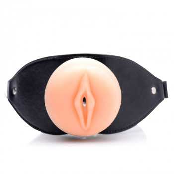 Pussy Face Oral Sex Gag – realistisk gag til BDSM og ydmygelse