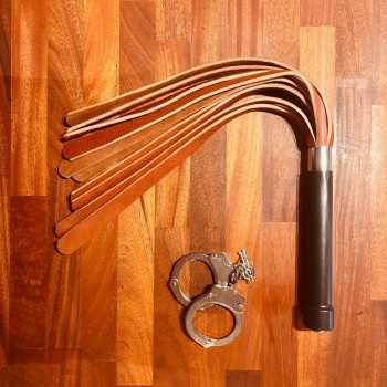 The Sidekick -Tung Skind Flogger Made by Lei - 2