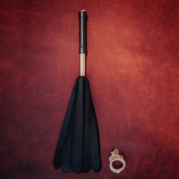 Large Skind Flogger -Optimum Tertius fra Sadistenstoolbox